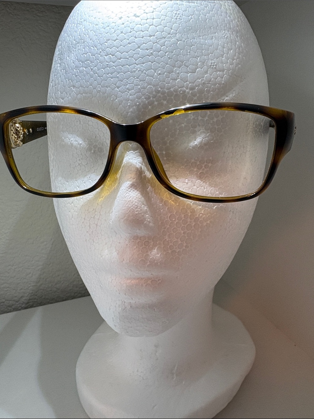 Gucci Women's Tortoiseshell Eyeglass Frames with Gold Accents - Picture 5 of 6
